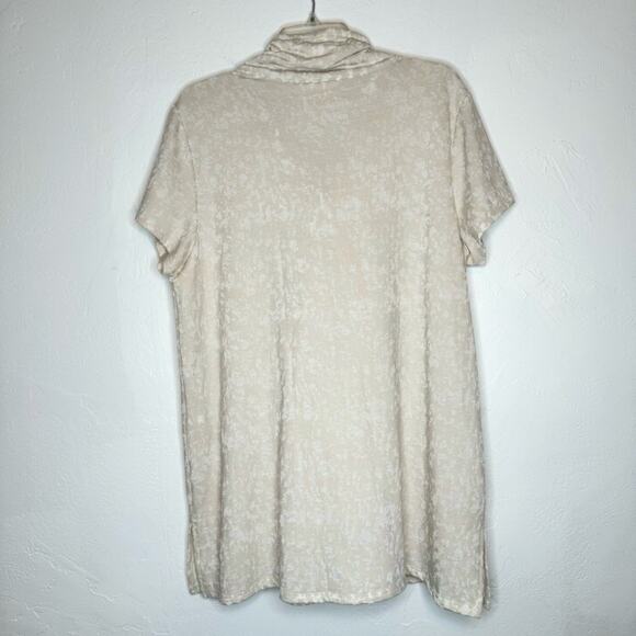 Chico's Zenergy Short-Sleeved 1/4 Zip Cowl Neck Drawstring Top Cream Size 3 [XL] - Picture 11 of 13